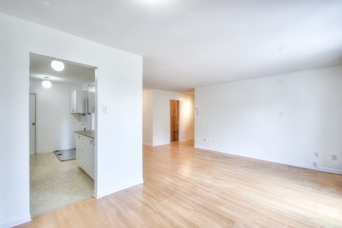 Intérieur - 5-3550 Rue Rivard, Laval (Saint-Vincent-De-Paul), QC - Indoor Photo Showing Other Room