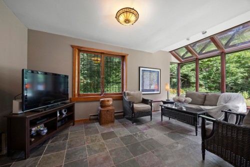 Solarium/Verrière - 164 Rue Evergreen, Hudson, QC - Indoor Photo Showing Other Room