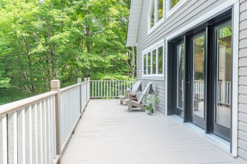 Balcon - 438 Ch. Louise, Lac-Supérieur, QC - Outdoor With Exterior