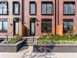 5 - 251 MASONRY WAY  Mississauga, ON L5H 0B3