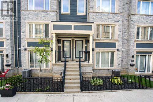 12 - 5035 OSCAR PETERSON BOULEVARD  Mississauga, ON L5M 0P4