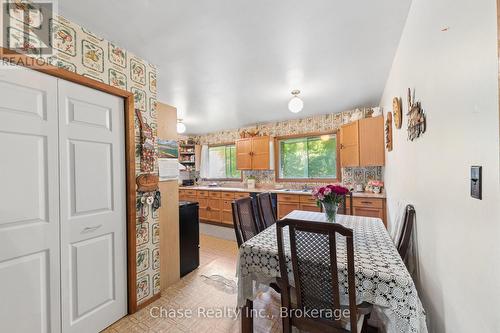 655 Tiny Beaches Road N, Tiny, ON - Indoor Photo Showing Dining Room