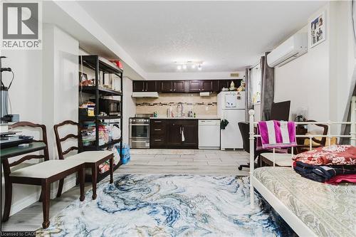 67 Kinzie Avenue, Kitchener, ON - Indoor