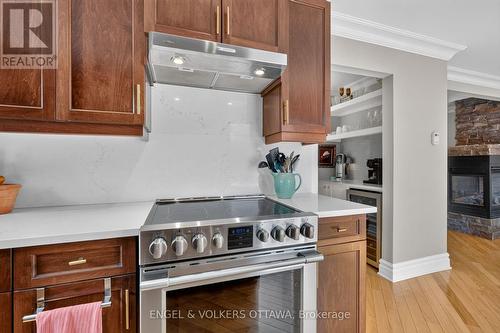 1069 St Germain Crescent, Ottawa, ON - Indoor Photo Showing Kitchen