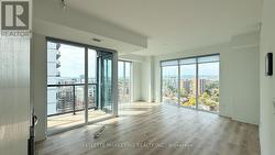 1810 - 370 MARTHA STREET  Burlington, ON L7R 0G9