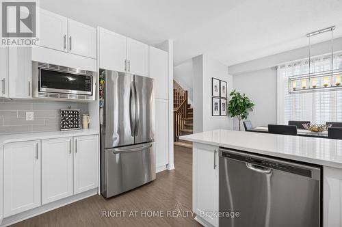 624 Spring Valley Drive, Ottawa, ON - Indoor Photo Showing Kitchen With Stainless Steel Kitchen