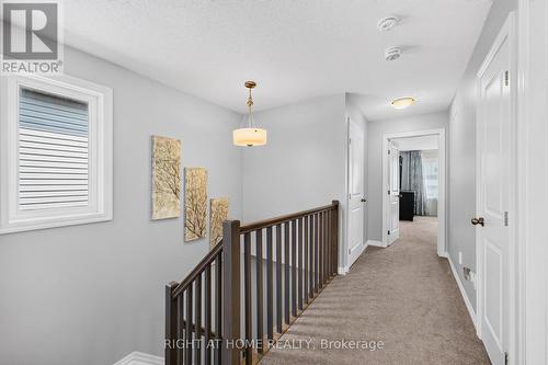 624 Spring Valley Drive, Ottawa, ON - Indoor Photo Showing Other Room