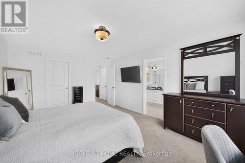 624 Spring Valley Drive, Ottawa, ON - Indoor Photo Showing Bedroom