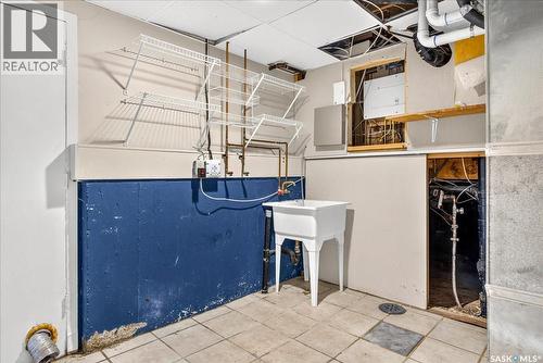 5 Bryant Street, Regina, SK - Indoor