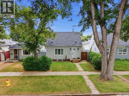 1519 C Avenue N, Saskatoon, SK - Outdoor