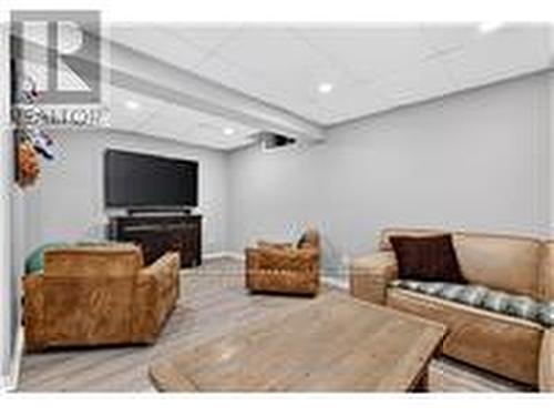 92 Morrison Crescent, Grimsby, ON - Indoor