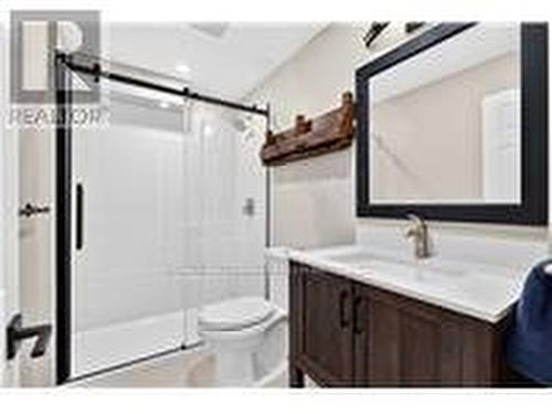 92 Morrison Crescent, Grimsby, ON - Indoor Photo Showing Bathroom