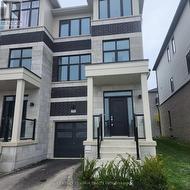791 CHINOOK PATH Oshawa, ON L1H 0B1