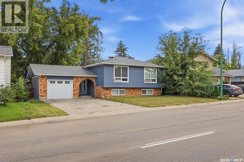 723 Lenore Drive, Saskatoon, SK - Outdoor With Facade