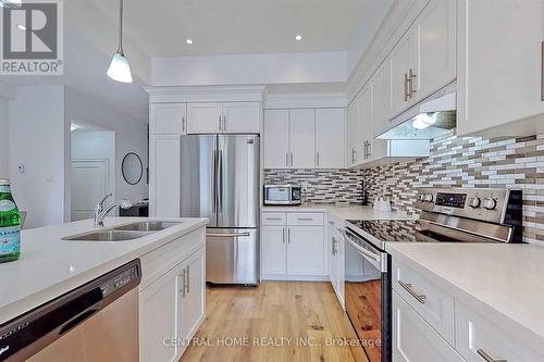 1 - 98 Shoreview Place, Hamilton, ON - Indoor Photo Showing Kitchen With Stainless Steel Kitchen With Double Sink With Upgraded Kitchen