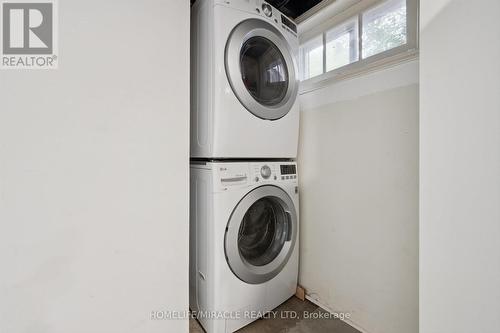 60 Edinburgh Road, Kitchener, ON - Indoor Photo Showing Laundry Room