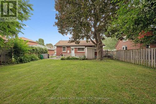60 Edinburgh Road, Kitchener, ON - Outdoor