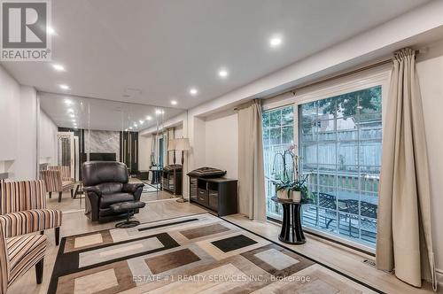 4212 Powderhorn Crescent, Mississauga, ON - Indoor