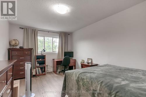 4212 Powderhorn Crescent, Mississauga, ON - Indoor Photo Showing Bedroom
