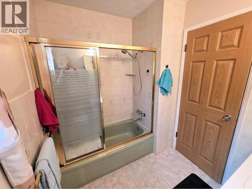 2697 Abbott Crescent, Prince George, BC - Indoor Photo Showing Bathroom