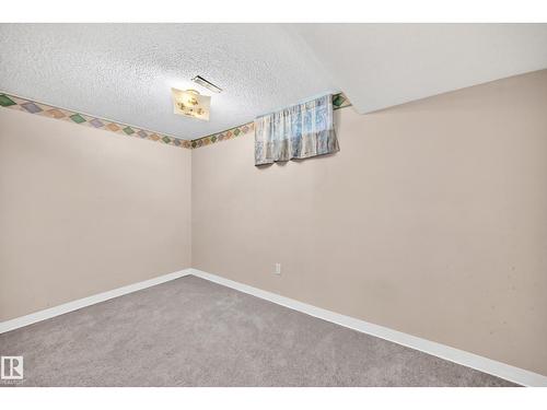 15020 88 St Nw, Edmonton, AB - Indoor Photo Showing Other Room