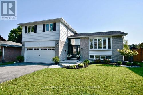 13 CLOVER AVENUE  Barrie, ON L4N 3M7
