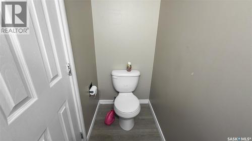 21 1128 Mckercher Drive, Saskatoon, SK - Indoor Photo Showing Bathroom