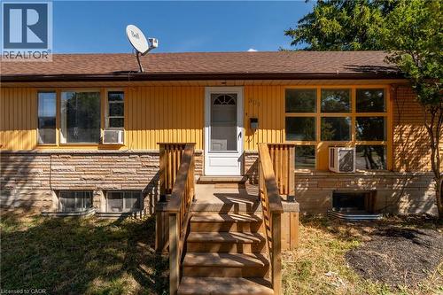 301 FRANKLIN Street N Unit# A , Kitchener, Ontario N2A 1Y9 3