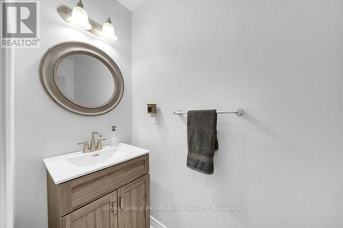 14 Atchison Drive, Caledon, ON - Indoor Photo Showing Bathroom