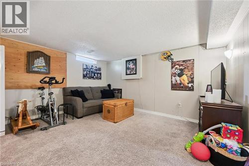 589 Elgin Street N, Cambridge, ON - Indoor