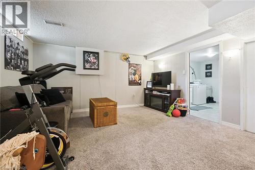 589 Elgin Street N, Cambridge, ON - Indoor