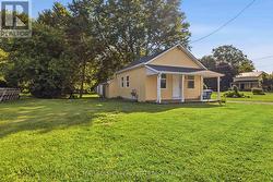 34 BROADWAY STREET Newbury, ON N0L 1Z0