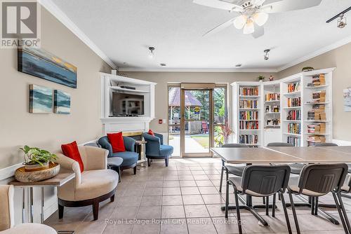301 - 60 Wyndham Street S, Guelph (St. Patrick'S Ward), ON - Indoor