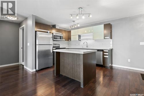117 1640 Dakota Drive, Regina, SK - Indoor Photo Showing Kitchen With Stainless Steel Kitchen With Upgraded Kitchen