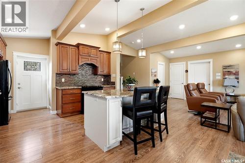 1710 Cameron Avenue, Saskatoon, SK - Indoor Photo Showing Kitchen With Upgraded Kitchen