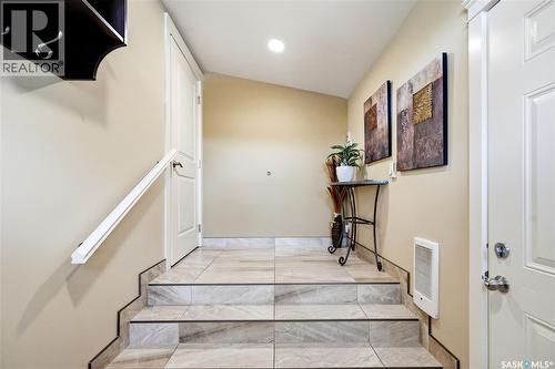 1710 Cameron Avenue, Saskatoon, SK - Indoor Photo Showing Other Room