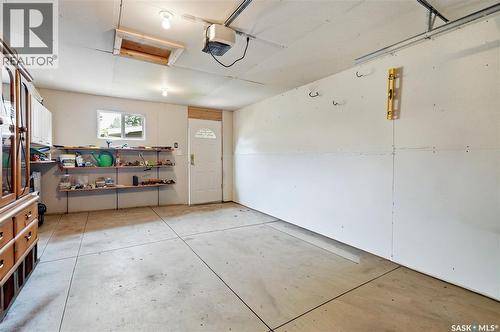 1710 Cameron Avenue, Saskatoon, SK - Indoor Photo Showing Garage