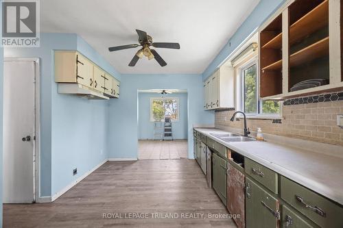 10207 Ivan Drive, Middlesex Centre, ON - Indoor Photo Showing Kitchen With Double Sink