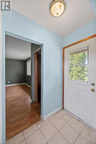 10207 Ivan Drive, Middlesex Centre, ON - Indoor Photo Showing Other Room