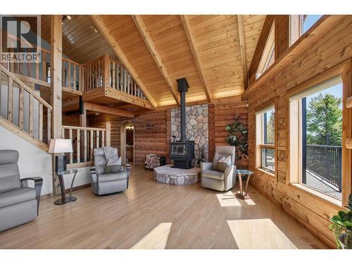 7319 Trapper Court, Kelowna, BC - Indoor With Fireplace