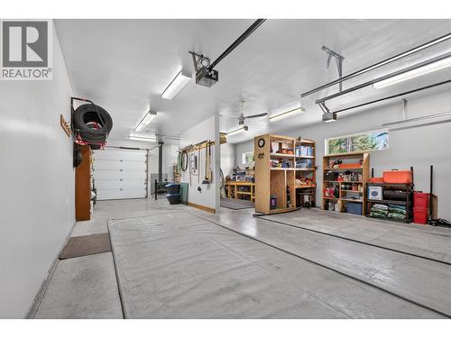 7319 Trapper Court, Kelowna, BC - Indoor Photo Showing Garage