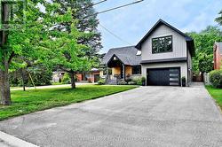 334 STEWART STREET  Newmarket, ON L3Y 3M6