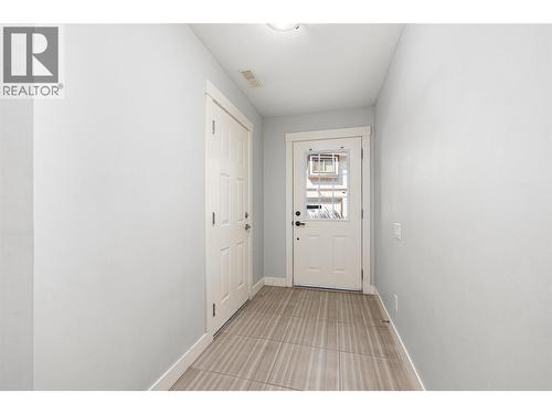 1651 Lynrick Road Unit# 105, Kelowna, BC - Indoor Photo Showing Other Room