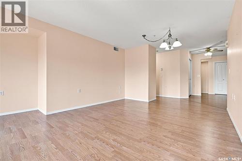 311 1622A Acadia Drive, Saskatoon, SK - Indoor Photo Showing Other Room