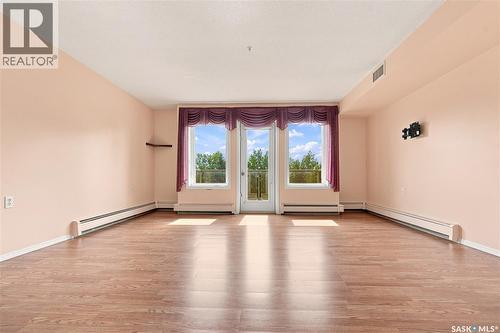 311 1622A Acadia Drive, Saskatoon, SK - Indoor Photo Showing Other Room
