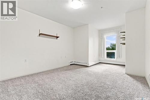 311 1622A Acadia Drive, Saskatoon, SK - Indoor Photo Showing Other Room