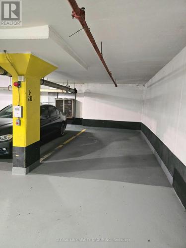 Level 1 - Uph 01 - 88 Times Avenue, Markham, ON -  Photo Showing Garage