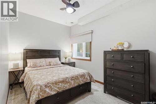 206 Muzyka Road, Saskatoon, SK - Indoor Photo Showing Bedroom