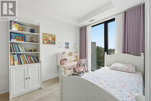 2nd Bedroom - 503 - 1 Strathgowan Avenue, Toronto, ON - Indoor Photo Showing Bedroom