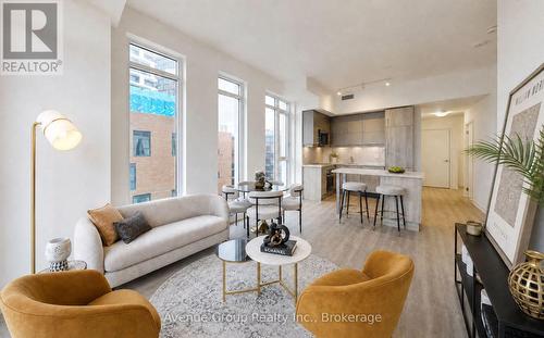 1011 - 292 Verdale Crossing, Markham, ON - Indoor Photo Showing Living Room